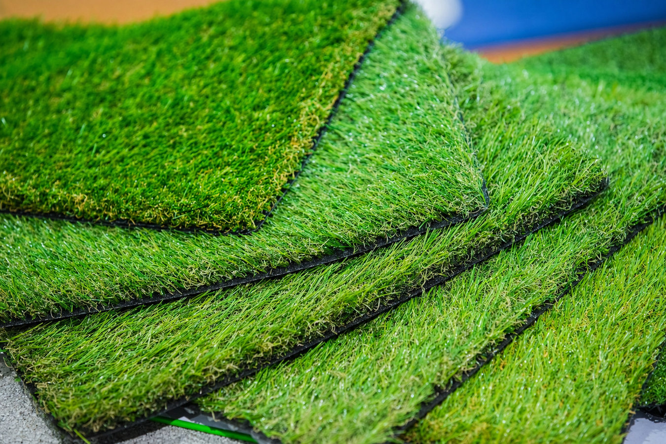 Synthetic lawn turf in Palm Bay, FL